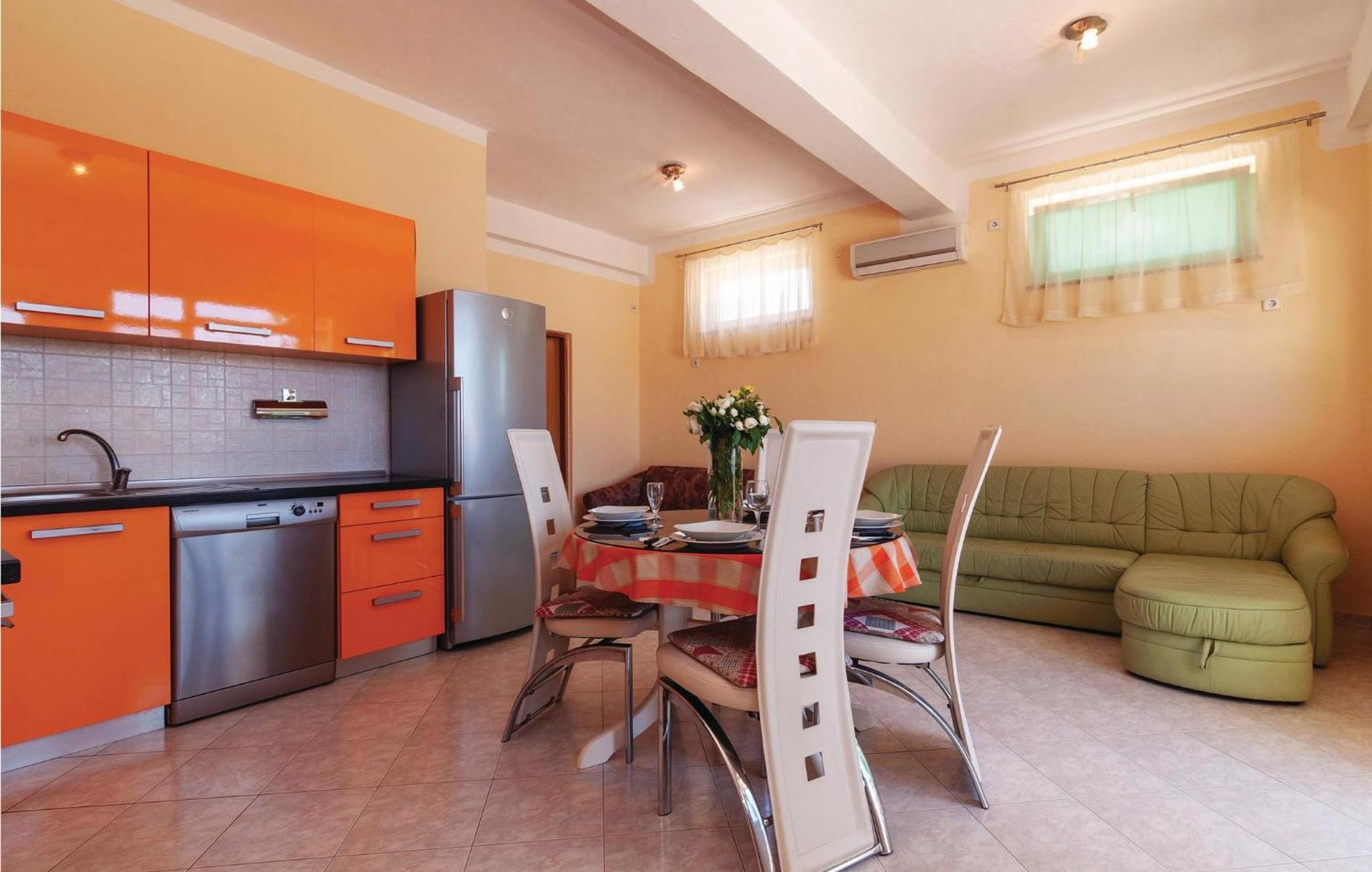Anić Awesome Apartment In Ribnica-Krusevo With Kitchen מראה חיצוני תמונה